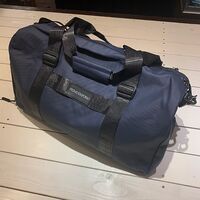 ラバーロゴ 4ポケット 2WAYボストンバック